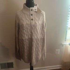 Weatherproof vintage men’s sweater beige XXL. Three button 1/4 neck. Washable.